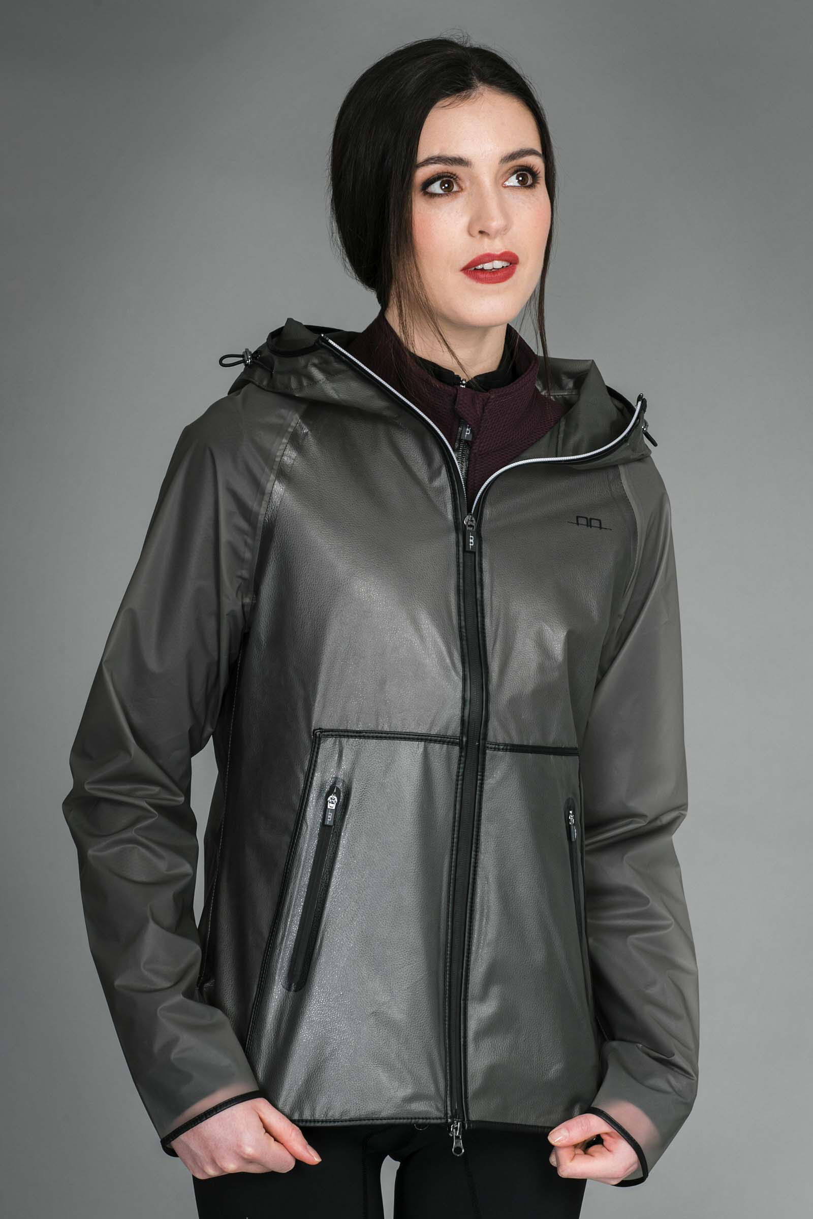 impermeable-mujer-677zei-1.jpg