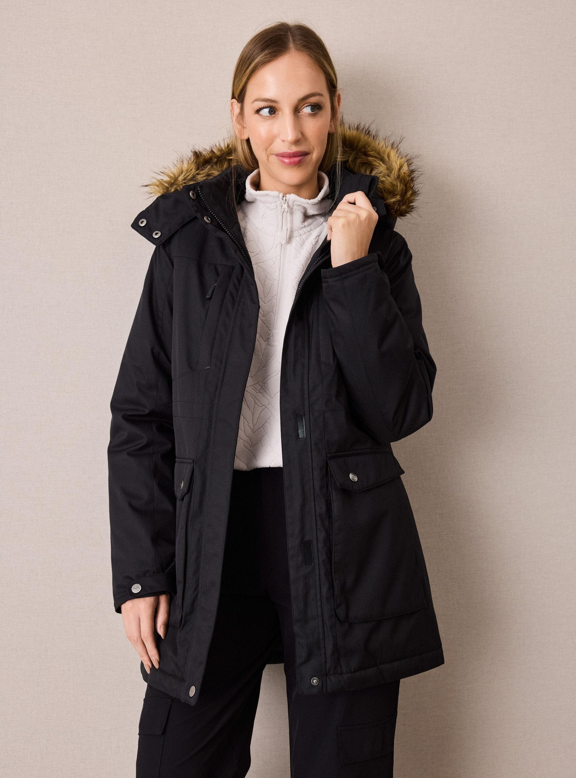 parka-negra-mujer-594dwr-1.jpg